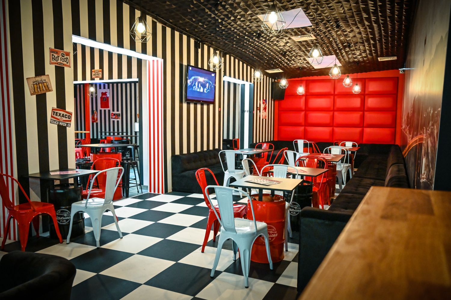 club american pub 71
