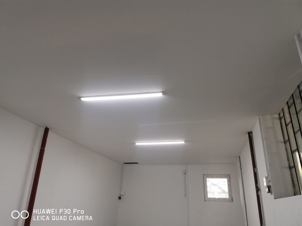 montaz oswietlenia led